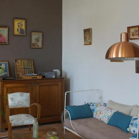 D'hotes La Hourqueyre Bed & Breakfast 3*