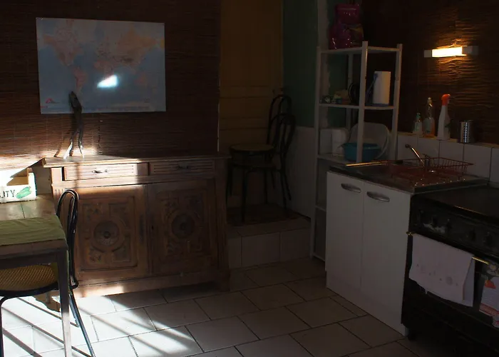 D'hotes La Hourqueyre Bed & Breakfast